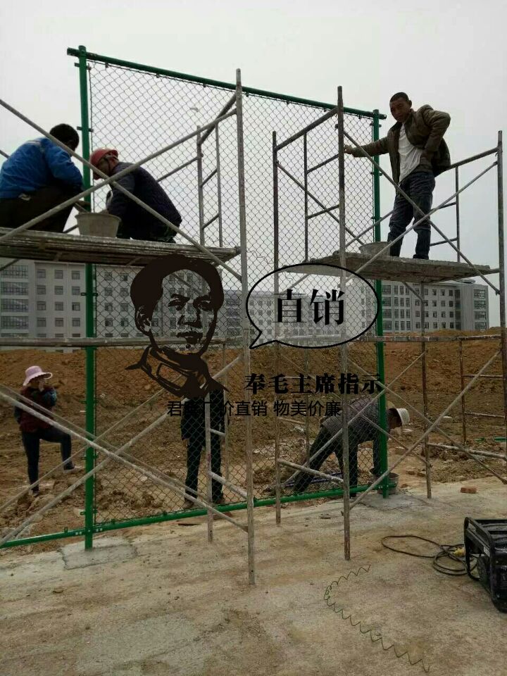 北京昌平二中1500平米學(xué)校圍網(wǎng)按裝過(guò)程